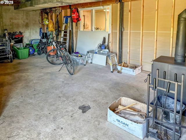 130 TERRACE Dr, Glide, OR 97443