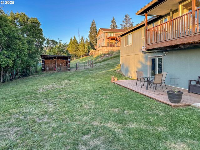 130 TERRACE Dr, Glide, OR 97443