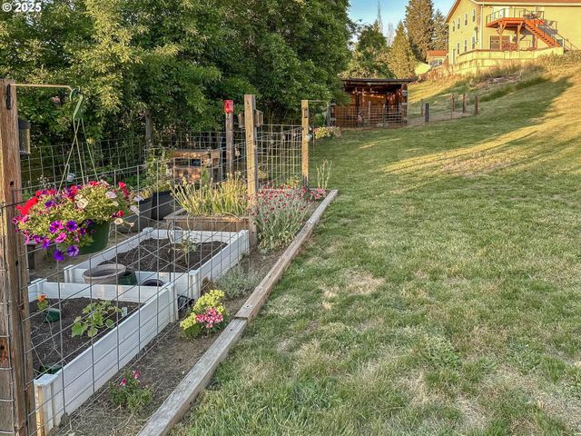 130 TERRACE Dr, Glide, OR 97443