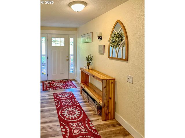 130 TERRACE Dr, Glide, OR 97443