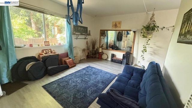 1536 Carleton St, Berkeley, CA 94703