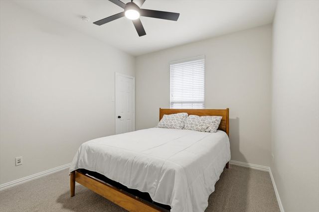 1336 Burnett Drive, Lantana, TX 76226