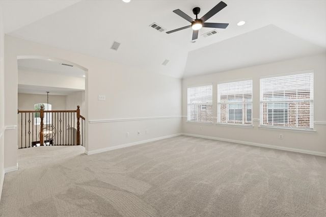 1336 Burnett Drive, Lantana, TX 76226