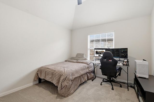 1336 Burnett Drive, Lantana, TX 76226