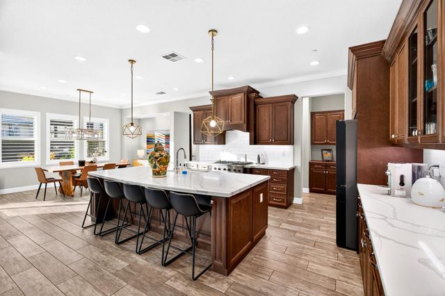 3021 Belmont Dr, Lodi, CA 95242