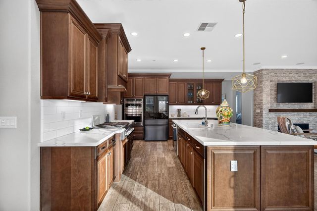 3021 Belmont Dr, Lodi, CA 95242