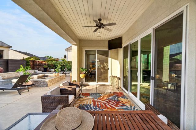 3021 Belmont Dr, Lodi, CA 95242