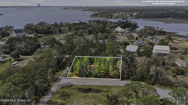 6201 Hermosa Drive, Ocean Springs, MS 39564