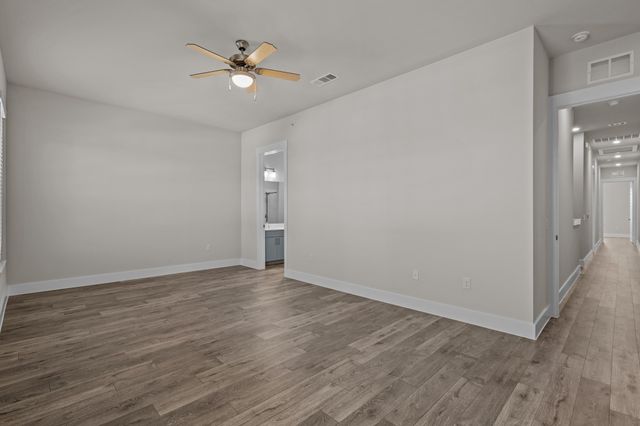 4779 N Luxe Lane 1121A, Denton, TX 76207