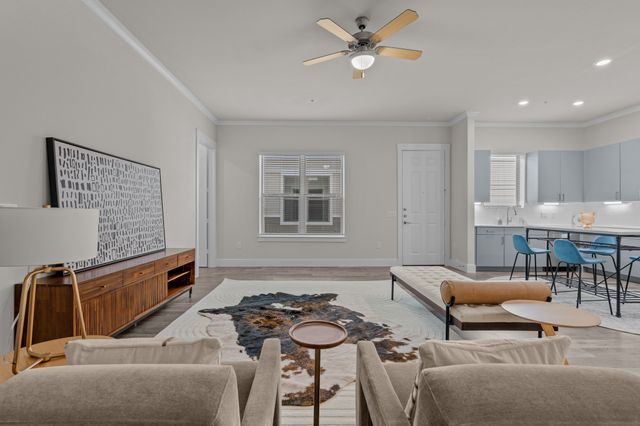 4779 N Luxe Lane 1121A, Denton, TX 76207