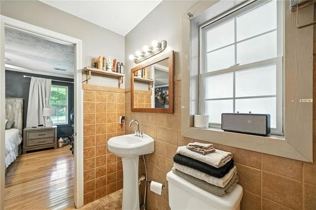 2297 Henderson Mountain Road, Jasper, GA 30143