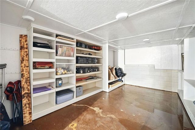 2297 Henderson Mountain Road, Jasper, GA 30143