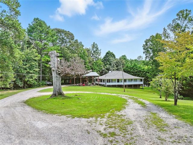 2297 Henderson Mountain Road, Jasper, GA 30143