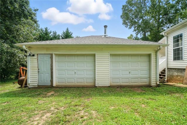 2297 Henderson Mountain Road, Jasper, GA 30143