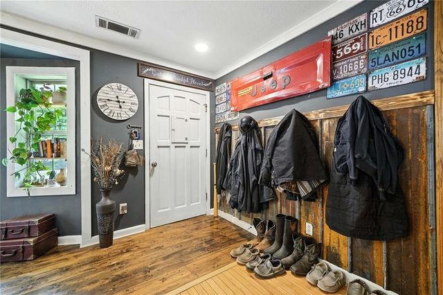 2297 Henderson Mountain Road, Jasper, GA 30143