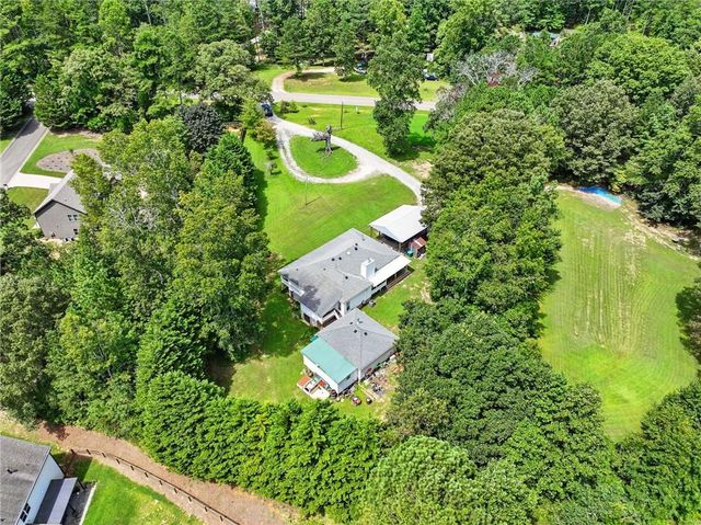 2297 Henderson Mountain Road, Jasper, GA 30143