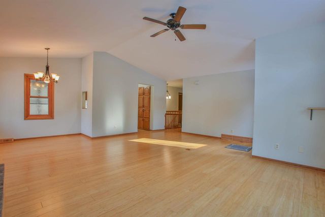 4522 FOREST VALLEY ROAD, Wausau, WI 54403