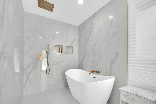 11800 NW 25th St, Plantation, FL 33323