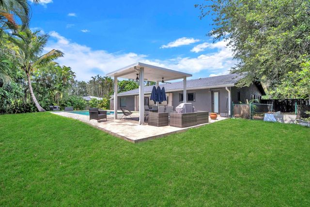 11800 NW 25th St, Plantation, FL 33323