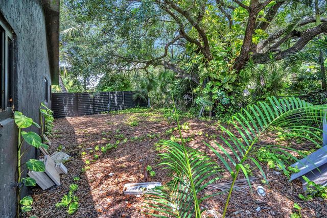 11800 NW 25th St, Plantation, FL 33323