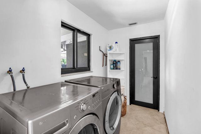 11800 NW 25th St, Plantation, FL 33323