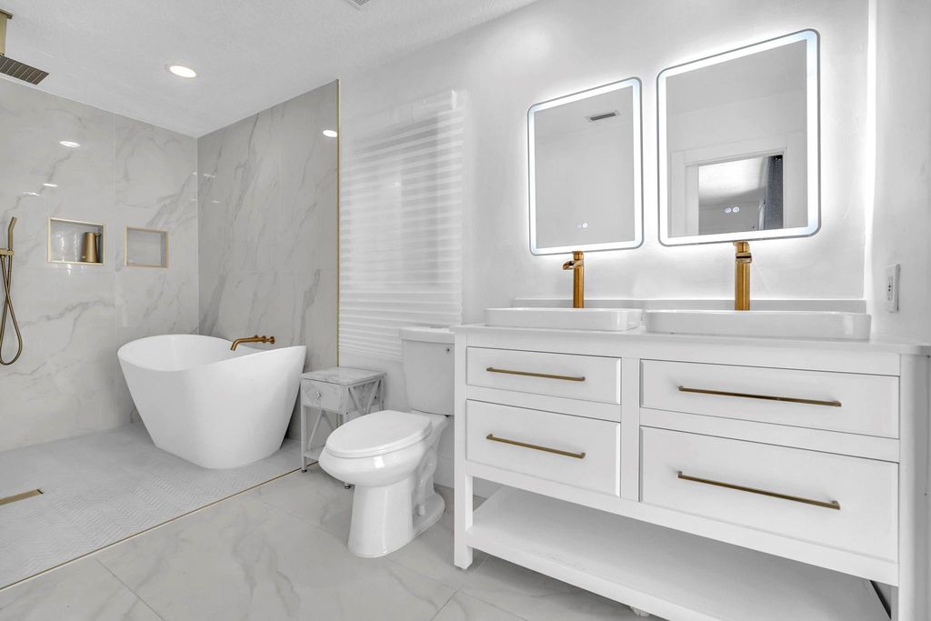 11800 NW 25th St, Plantation, FL 33323