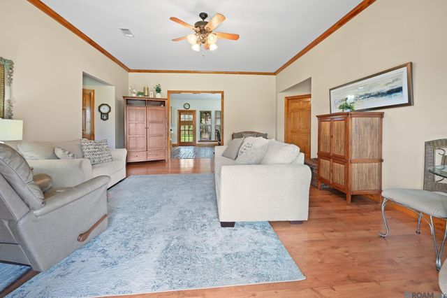 41255 Black Bayou Rd, Gonzales, LA 70737