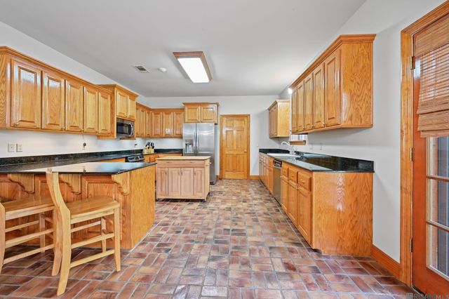 41255 Black Bayou Rd, Gonzales, LA 70737