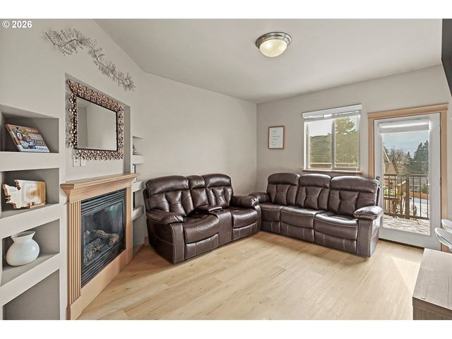 41 Nw LASHER St C4, Stevenson, WA 98648