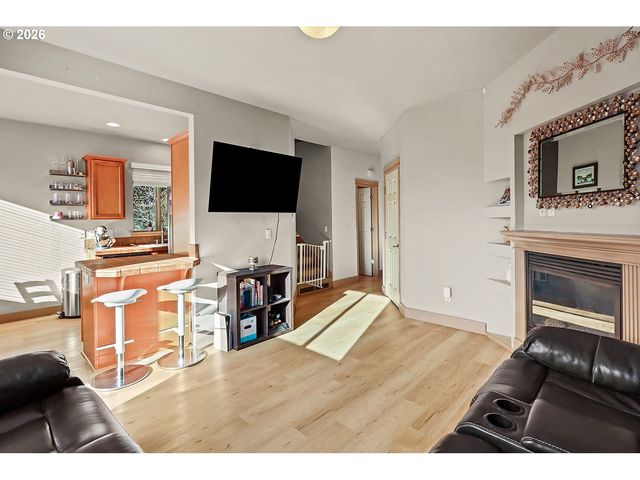 41 Nw LASHER St C4, Stevenson, WA 98648