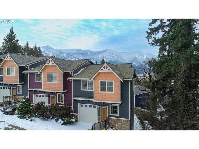 41 Nw LASHER St C4, Stevenson, WA 98648