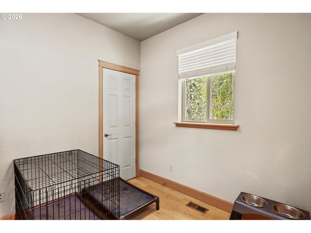 41 Nw LASHER St C4, Stevenson, WA 98648