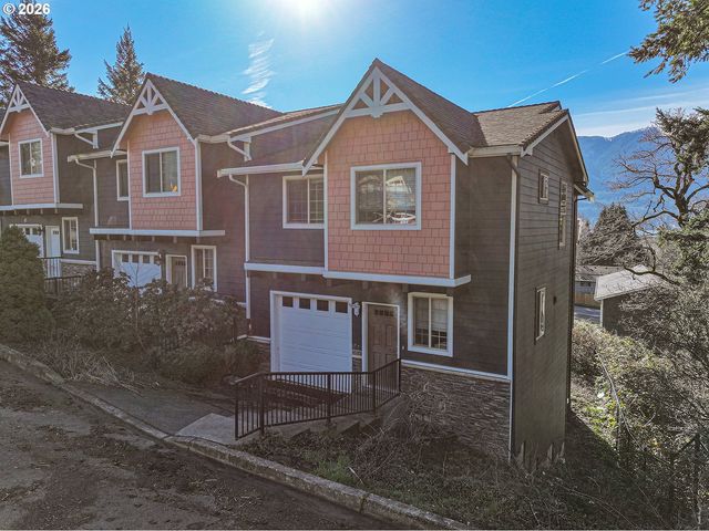 41 Nw LASHER St C4, Stevenson, WA 98648