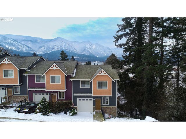 41 Nw LASHER St C4, Stevenson, WA 98648