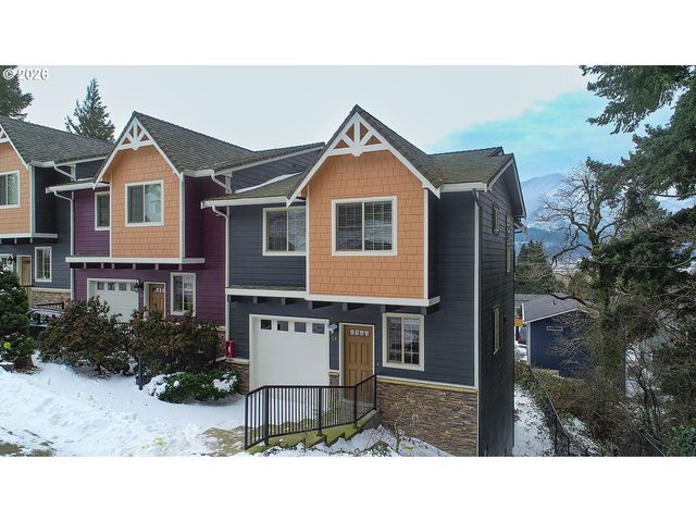 41 Nw LASHER St C4, Stevenson, WA 98648