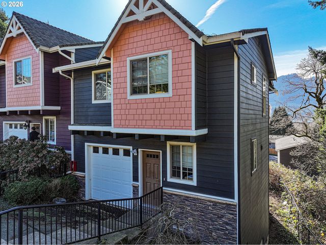 41 Nw LASHER St C4, Stevenson, WA 98648