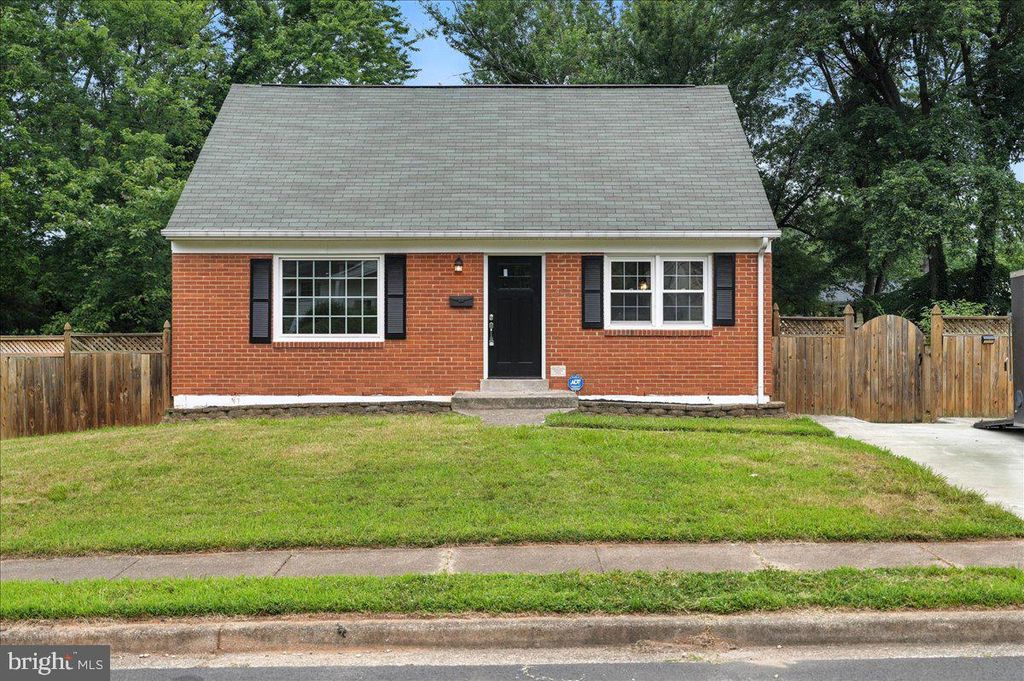 13912 GUM LN, Woodbridge, VA 22193