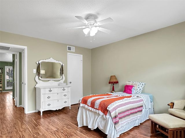 7920 Rockwood LN 131, Austin, TX 78757