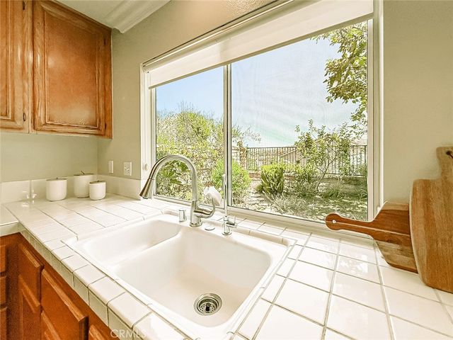 1739 Amarelle, Newbury Park, CA 91320