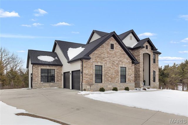 102 Enclave Terrace Court, Weldon Spring, MO 63304