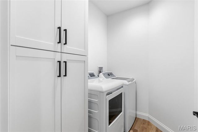 102 Enclave Terrace Court, Weldon Spring, MO 63304