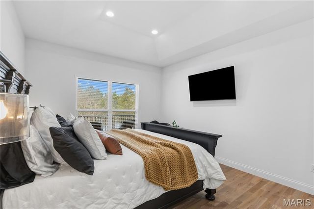 102 Enclave Terrace Court, Weldon Spring, MO 63304