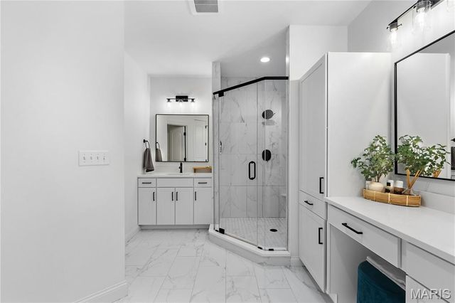 102 Enclave Terrace Court, Weldon Spring, MO 63304