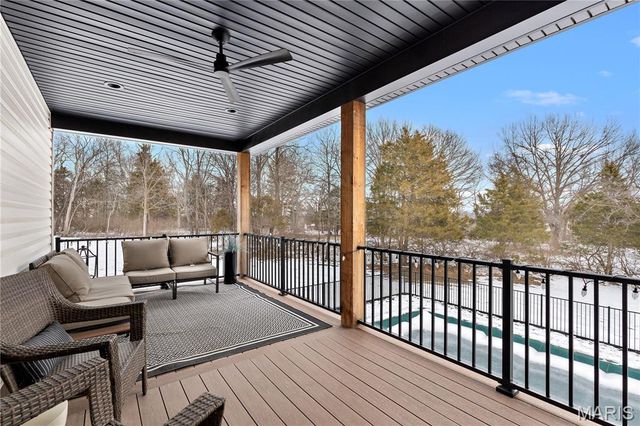 102 Enclave Terrace Court, Weldon Spring, MO 63304