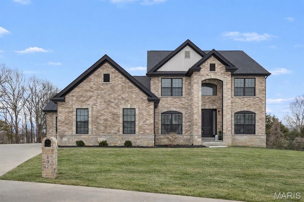 102 Enclave Terrace Court, Weldon Spring, MO 63304