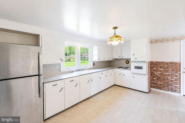 883 BLEIM RD, Pottstown, PA 19464