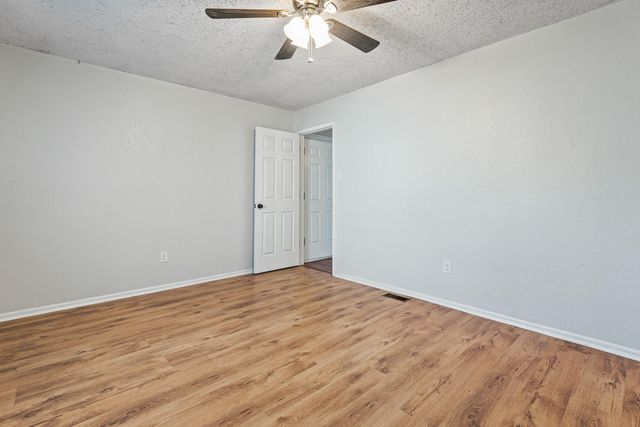 9608 Elgin Avenue, Lubbock, TX 79423