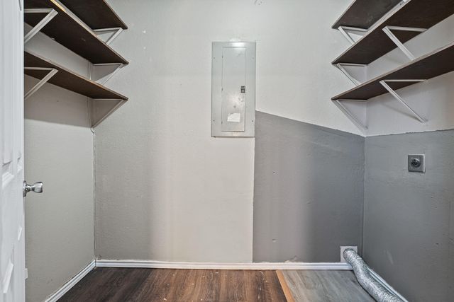 9608 Elgin Avenue, Lubbock, TX 79423