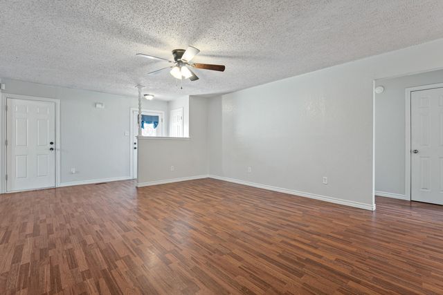 9608 Elgin Avenue, Lubbock, TX 79423