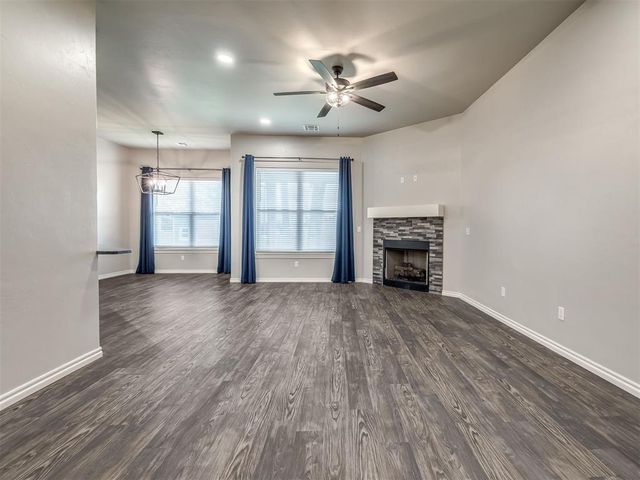 972 Tim Holt Drive, Harrah, OK 73045